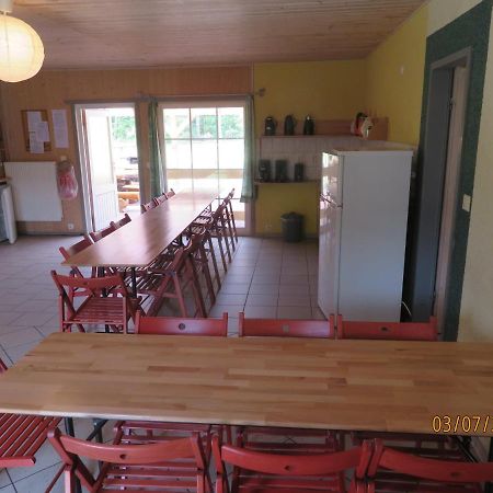 Gruppenbungalow-Waldhaus-Am Ferienpark Mirow Dış mekan fotoğraf