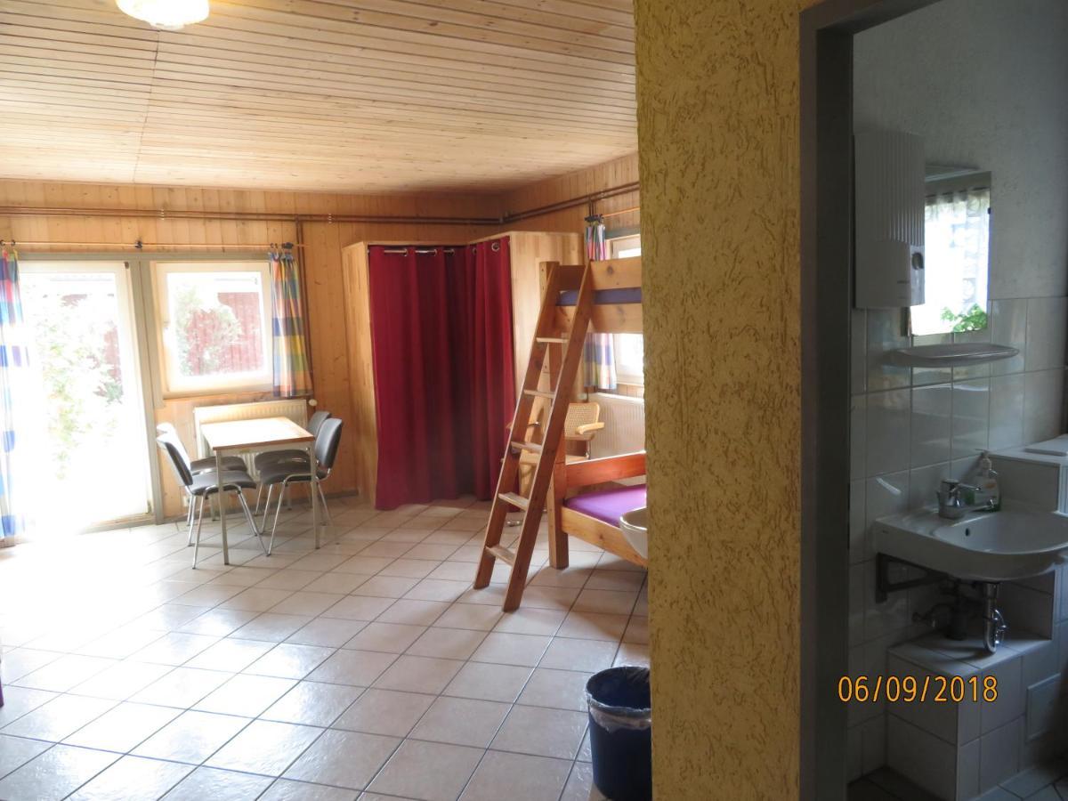 Gruppenbungalow-Waldhaus-Am Ferienpark Mirow Dış mekan fotoğraf