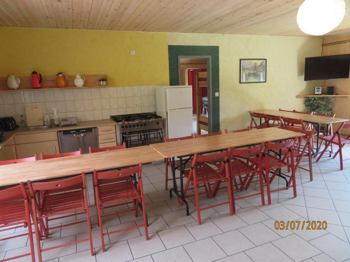 Gruppenbungalow-Waldhaus-Am Ferienpark Mirow Dış mekan fotoğraf